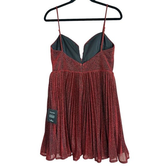New NWTLulu’s Medium Shine Tonight Red Sparkly Pleated Skater Dress Notch Neck M - Picture 9 of 16